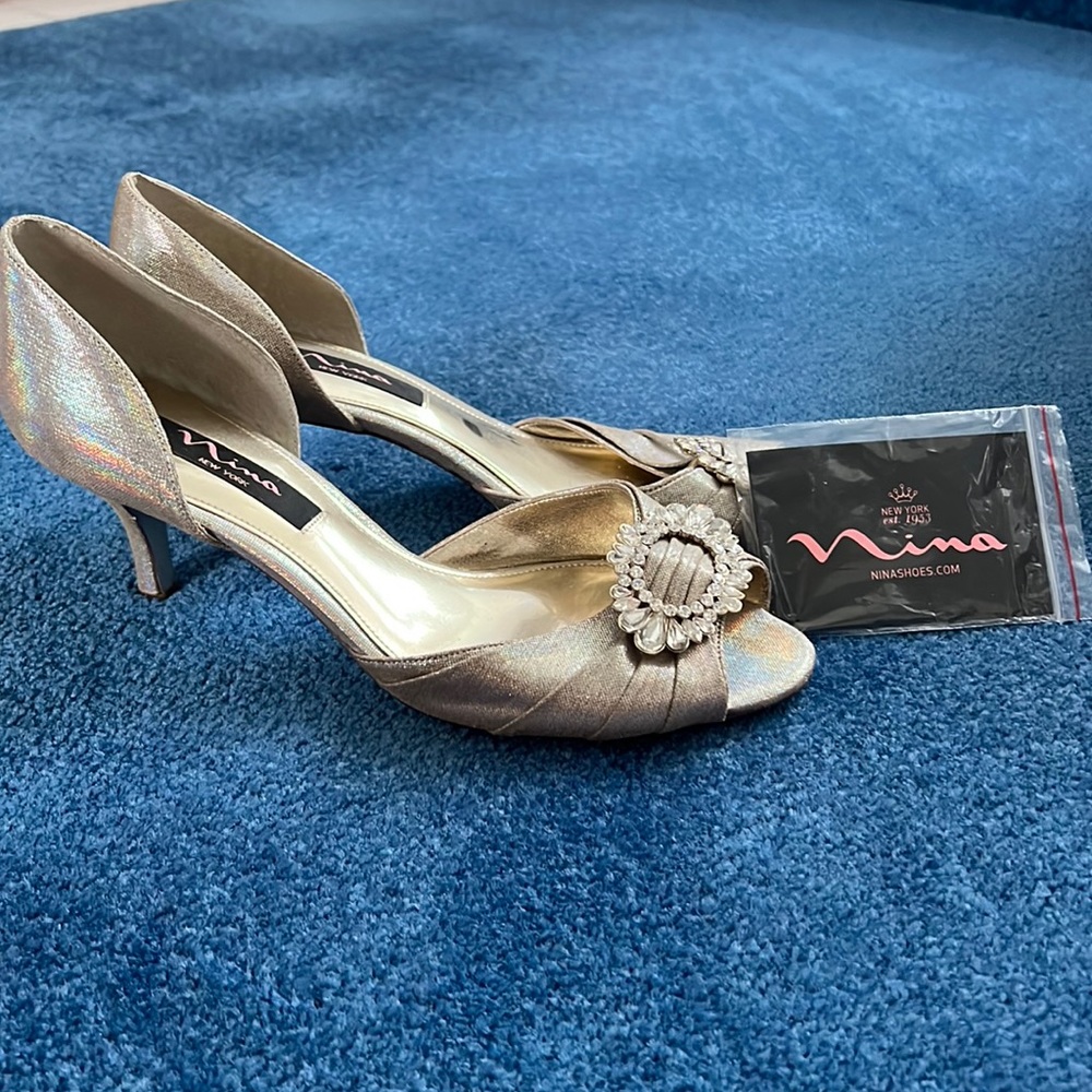 Nina Dress Shoes size 8.5M